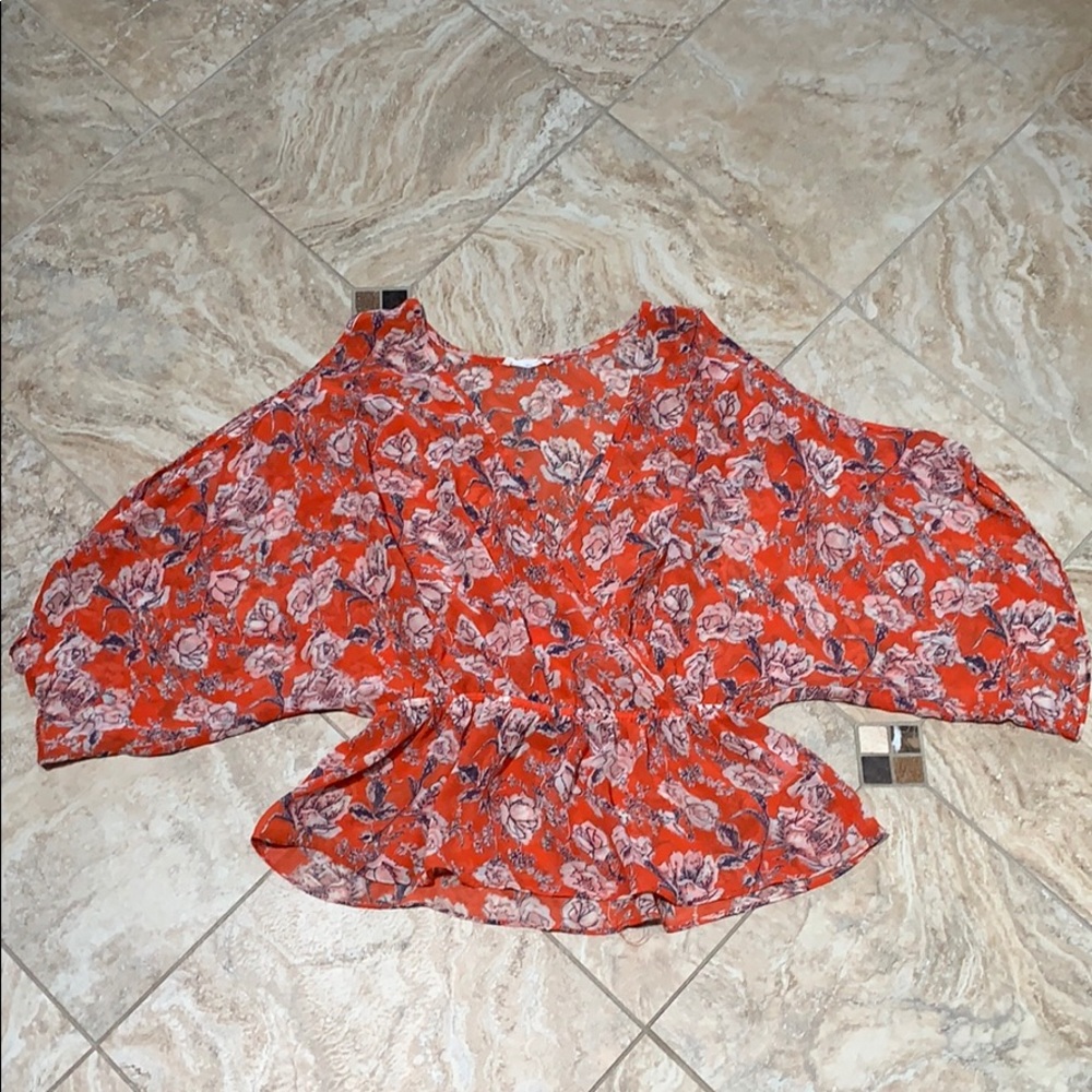 Floral cold shoulder blouse